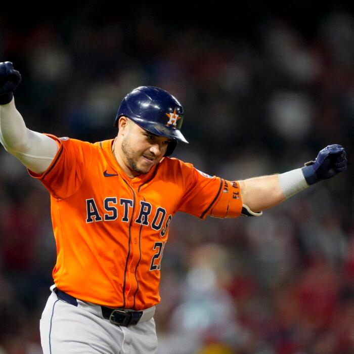 Yainer Diaz Homers in His 4th Straight Game, Framber Valdez Throws a 4-hitter, Astros Top Halos 7–1