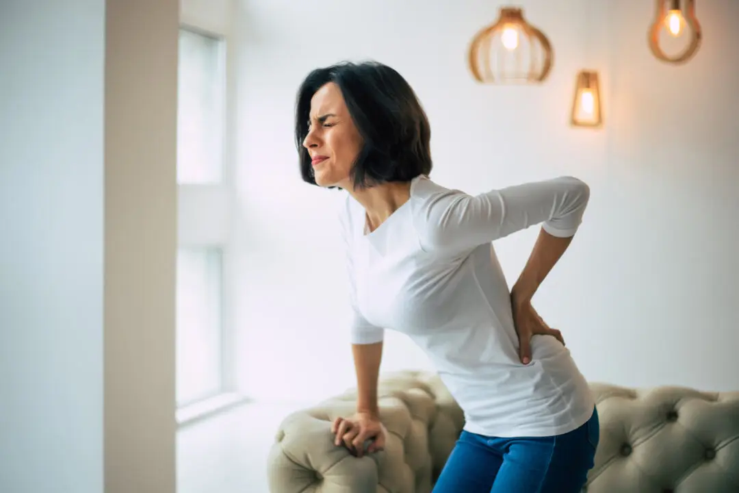 5 Essential Exercises to Reduce Back Strain and Pain